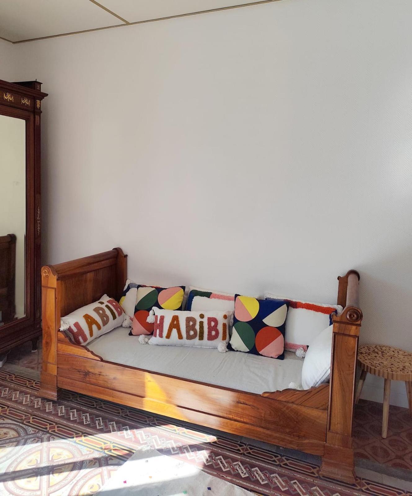Casa Louisa Bed & Breakfast Serralongue Exterior foto